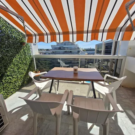 Elegant 2-room With Panoramic Sea View & Pool Апартаменти *