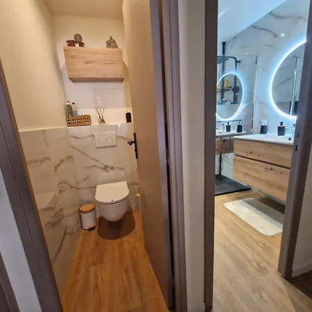 Elegant 2-room With Panoramic Sea View & Pool Апартаменти *